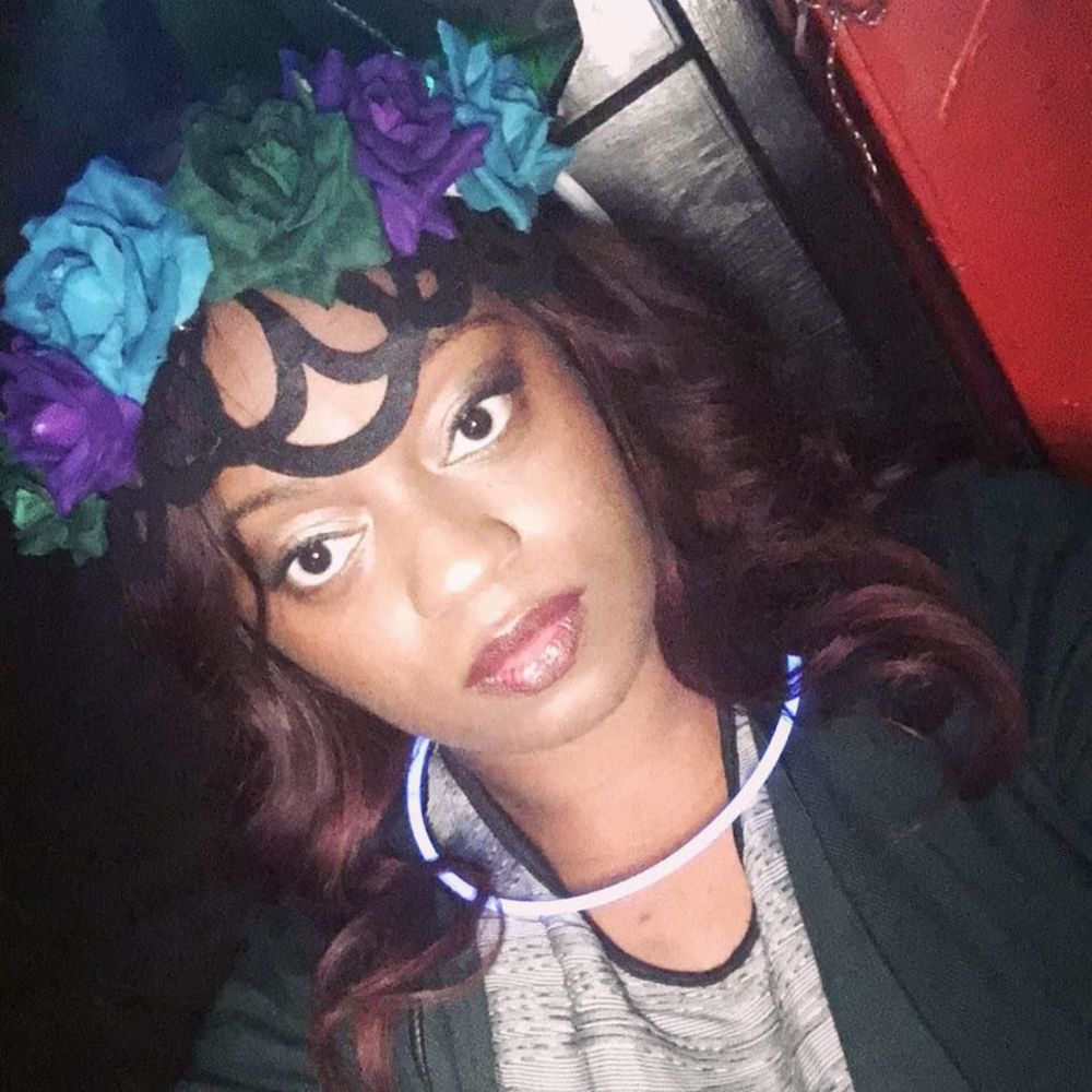 Meet your Posher, Candace